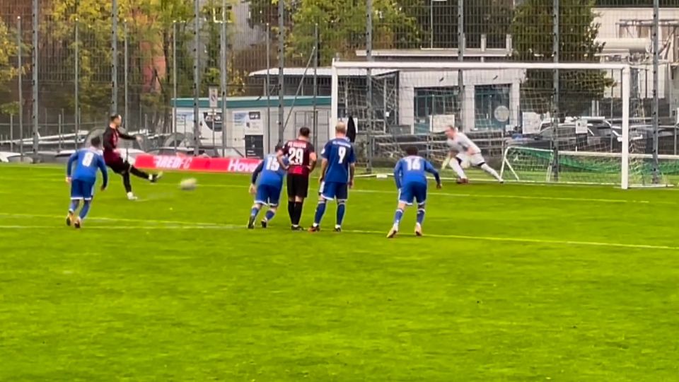 In der 33. Spielminute traf Kosovas Ruhan Foniqi per Handselfmeter zum 1:0 gegen Freienbach.