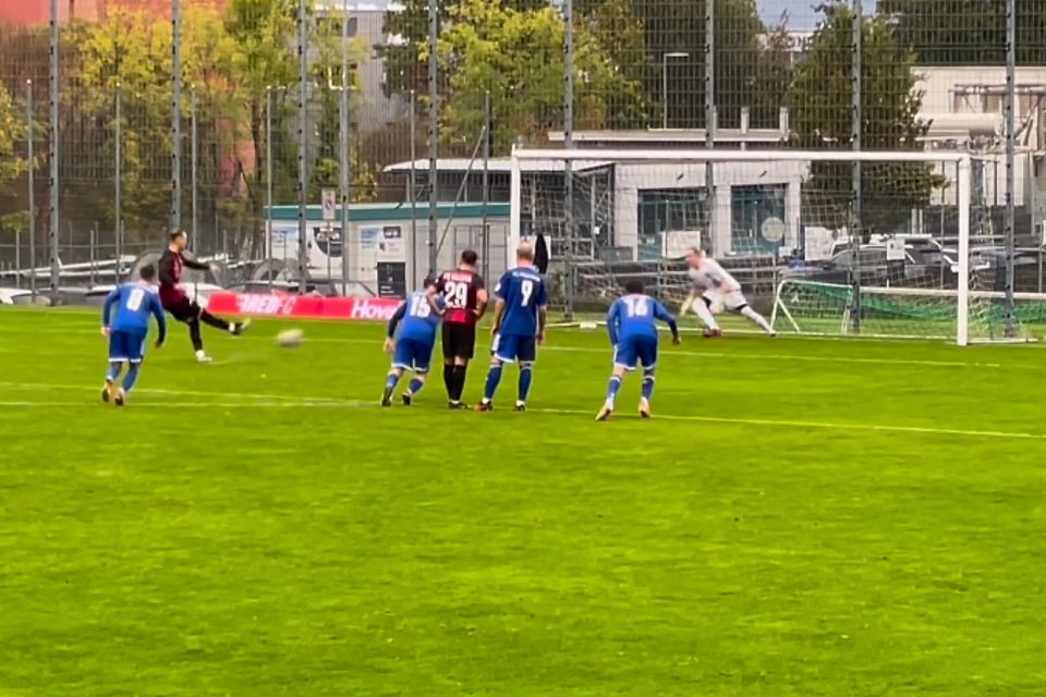 In der 33. Spielminute traf Kosovas Ruhan Foniqi per Handselfmeter zum 1:0 gegen Freienbach.