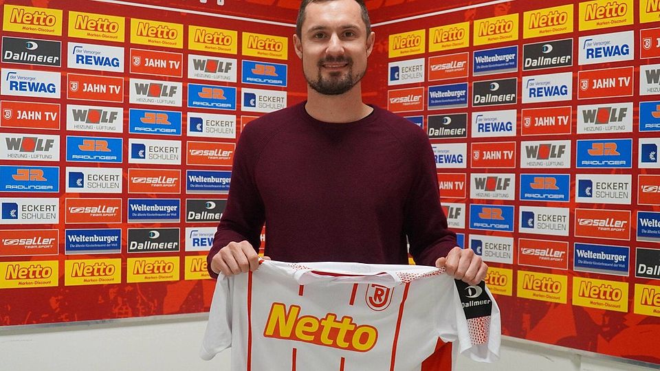 Sebastian Nachreiner verlängert seinen Vertrag mit dem Jahn bis zum Jahr 2022.
