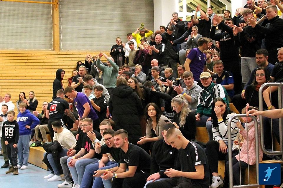 Die Halle wird auch in diesem Jahr wieder pickepackevoll sein - zeitiges kommen sichert daher die besten Plätze.
