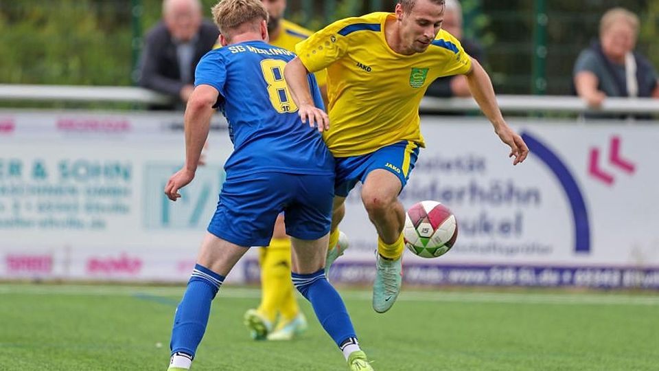 Feiertag für die SG Meilingen um Luca Schiffer (l., am Ball Schlangenbads Dennis Schneeweiss): Nach 0:5 heißt es 5:5.	Archivfoto: Frank Heinen