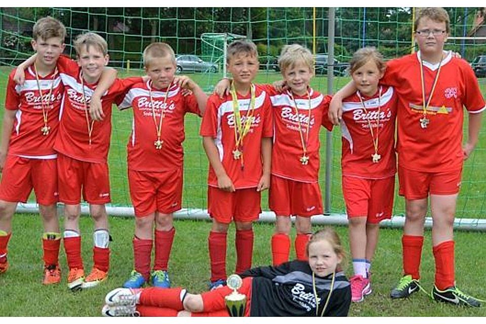 Sieger des F-Jugend-Turnieres  wurde die Mannschaft des FC Sedelsberg. Wilhelm Hellmann