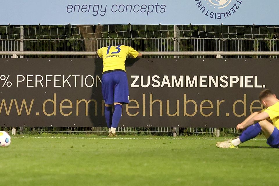 Von wegen perfektes Zusammenspiel: Alex Lungwitz Nummer 13) und Mario Götzendörfer nach Spielschluss.