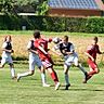 Der SV Haspelmoor (rote Trikots) im Heimspiel gegen den TSV Türkenfeld II.