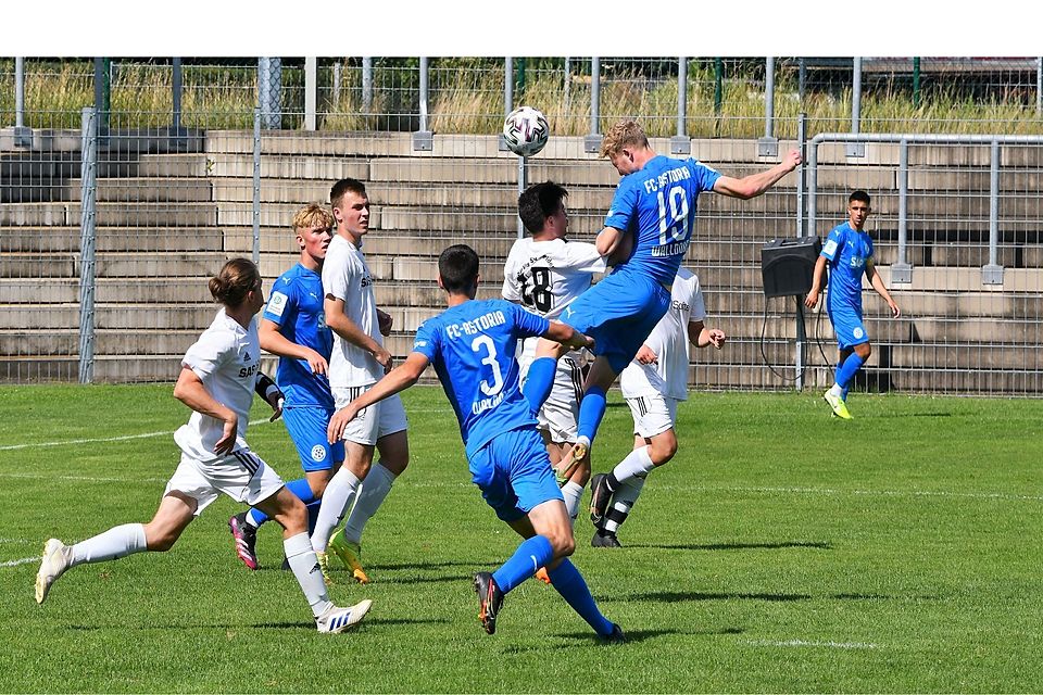 Einzig die U19 der SpVgg SV Weiden (in weiß) verzeichnete am Wochenende kein Erfolgserlebnis.
