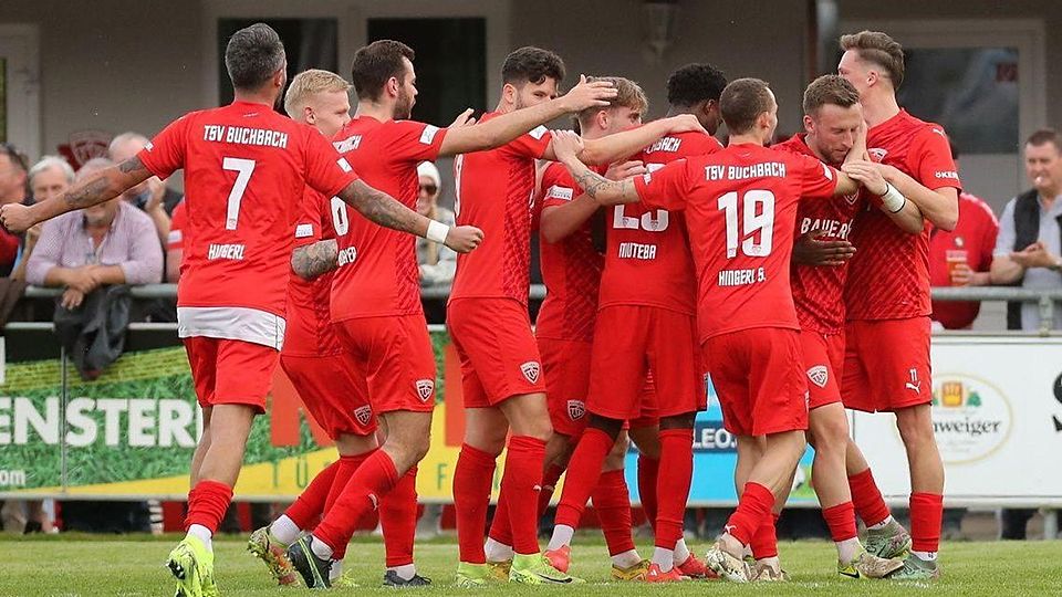 Der TSV Buchbach hatte in der abgelaufenen Saison viel Grund zum Jubeln.