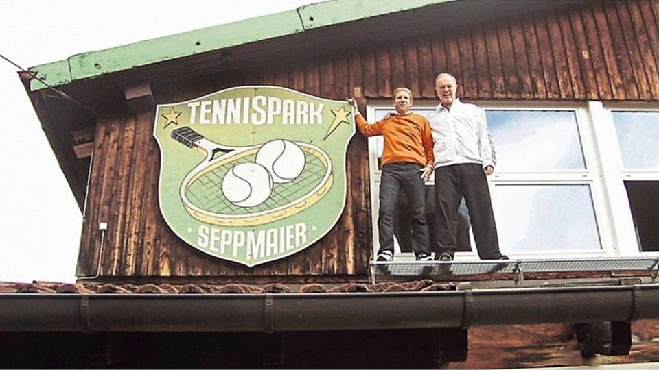 Der Tennispark hat einen neuen Pächter: Alex Stepanek mit seinem Partner der Tennis-Akademie Peter Spang.