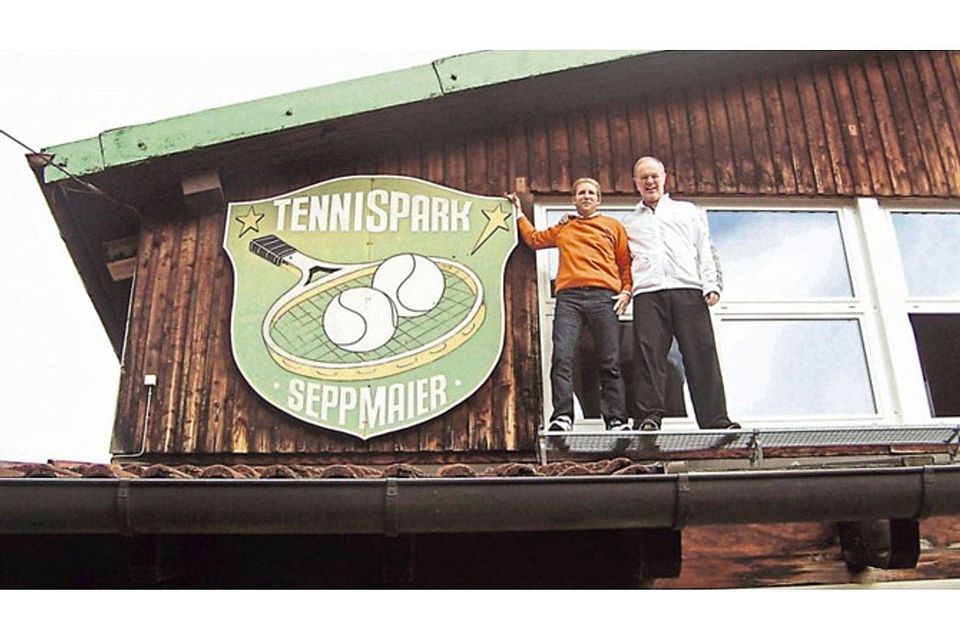 Der Tennispark hat einen neuen Pächter: Alex Stepanek mit seinem Partner der Tennis-Akademie Peter Spang.