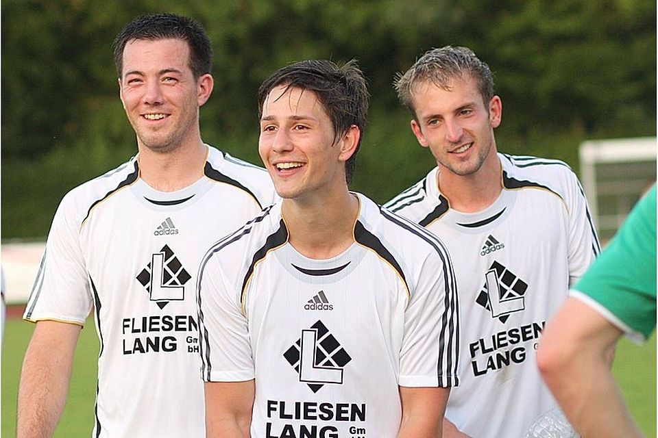Für den FC Vilshofen wird es schwierig, den direkten Sprung in die Landesliga aus eigener Kraft zu schaffen   Foto: Michael Wagner