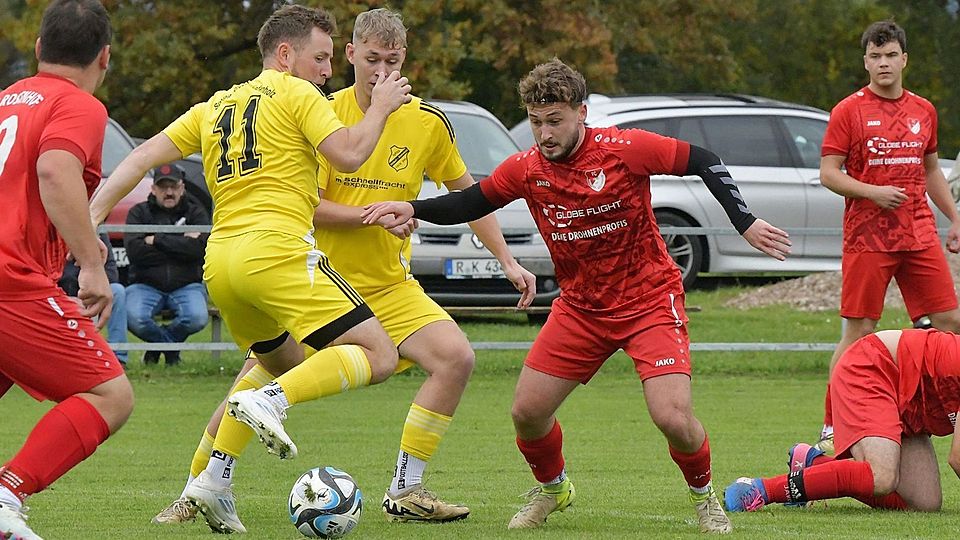 Der FC Rosenhof und die SpVgg Hofdorf-Kiefenholz lieferten sich in der A-Klasse ein Neun-Tore-Spektakel.