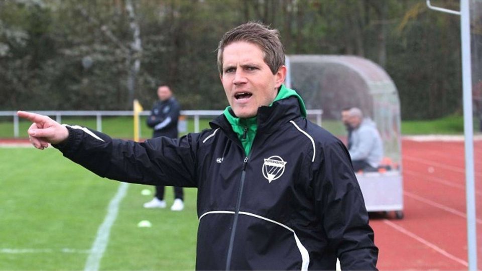 "Keiner fällt ab, ich kann alle Spieler ohne Bedenken einsetzen" - Michiael Sattler lobt die Ausgeglichenheit des Kaders Foto (Archiv): Holom