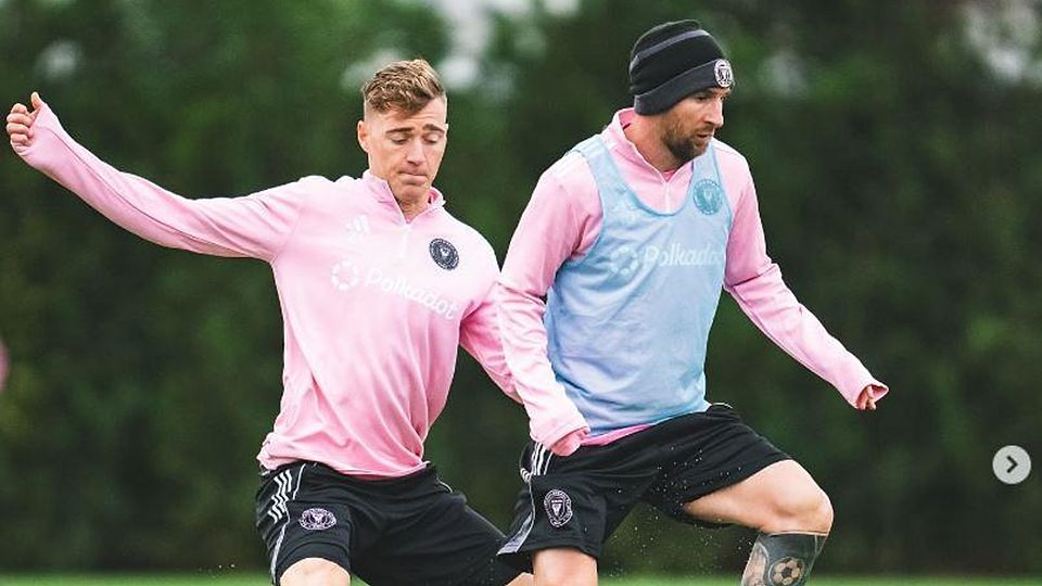 Zusammen im Training von Inter Miami: Julian Gressel (li.) und Superstar Lionel Messi.