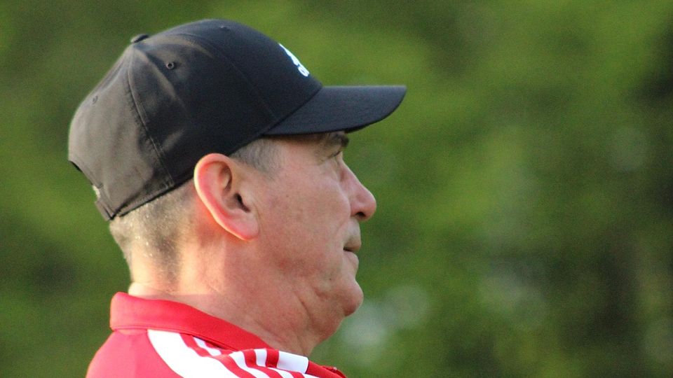 Aßling-Coach Sigl stolz auf sein Team nach Kantersieg gegen ESV Rosenheim