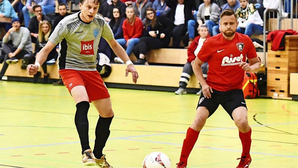 Franjo Delic (links) wurde für den TSV Weilimdorf im Viertelfinale zum Matchwinner: Er steuerte fünf der zwölf Tore bei und bereitete zwei weitere Treffer vor.  Foto: Günter Bergmann