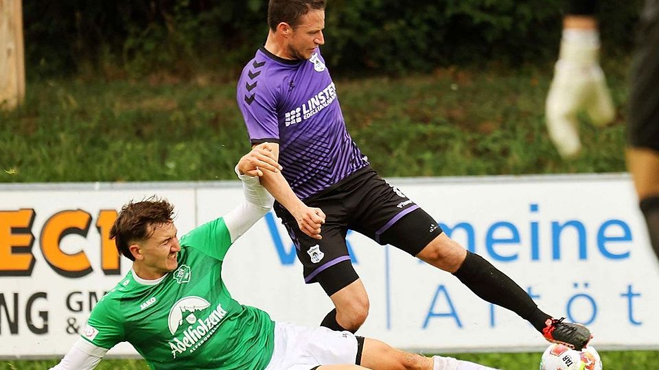 Der TSV Siegsdorf (grüne Trikots) erkämpfte sich gegen den SV Aschau (lila) den Sieg.