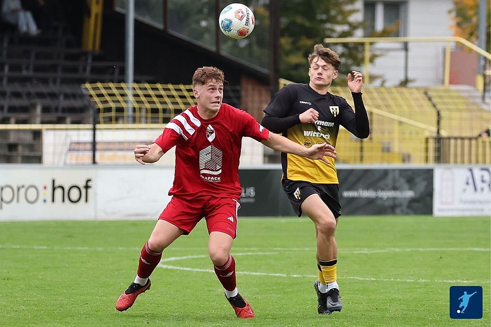 Markus Müller (li.) verteidigt in der kommenden Saison für den VfB Eichstätt.