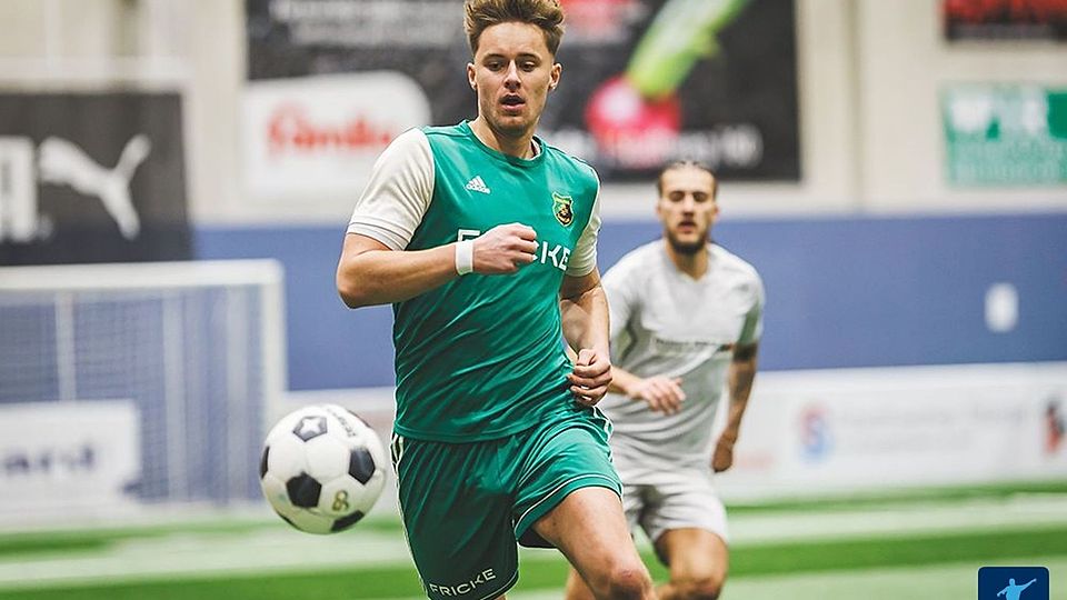 Justin Sauermilch ist beim Heeslinger SC in der Abwehr eine Bank und in der Baller League für Eintracht Spandau am Ball. Foto: Struwe