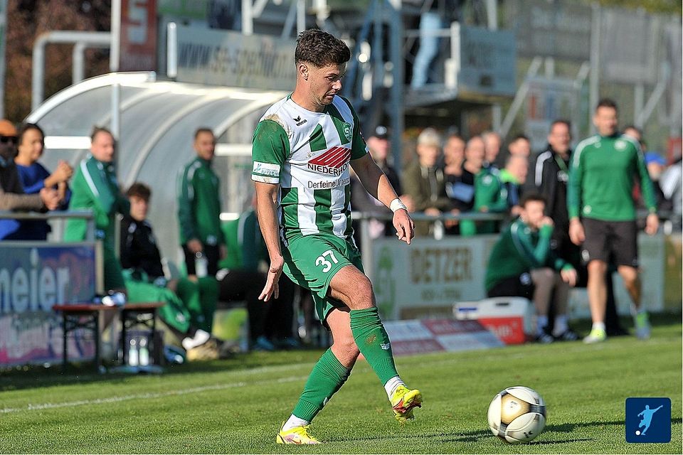 Von Grün-Weiß zu Rot-Weiß: Martin Tiefenbrunner wechselt aus Schalding zum SV Donaustauf.