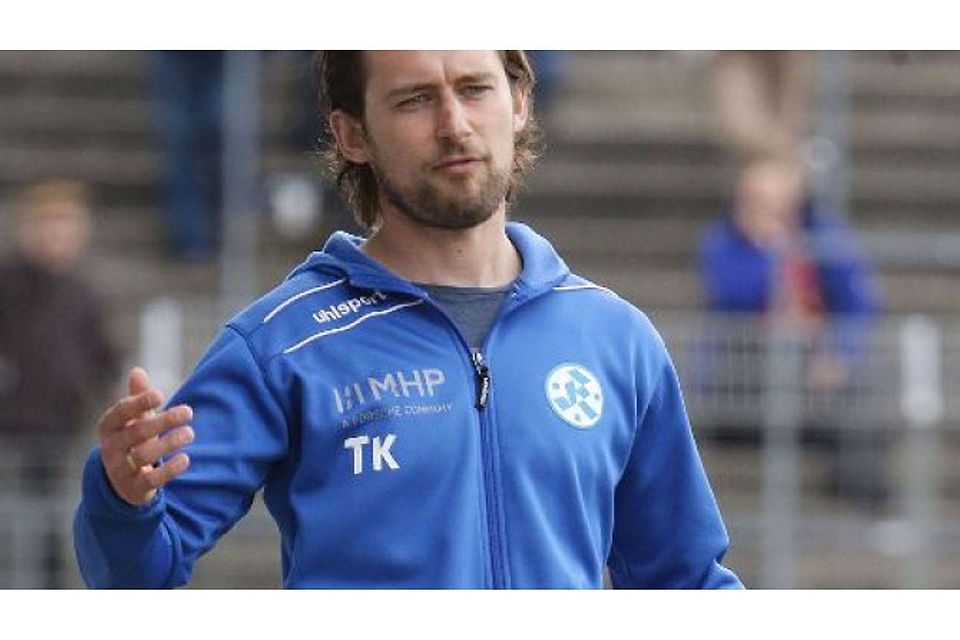 Der Trainer Tomasz Kaczmarek hat mit den Stuttgarter Kickers erneut verloren. Pressefoto Baumann