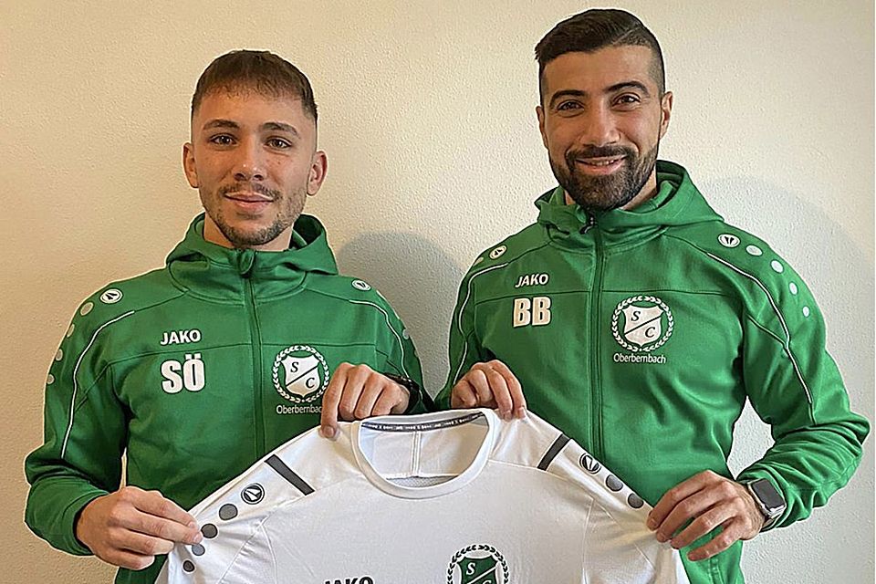 Trainieren auch in der kommenden Saison den SC Oberbernbach: Serhat Örnek (links) und Bashar Broo.