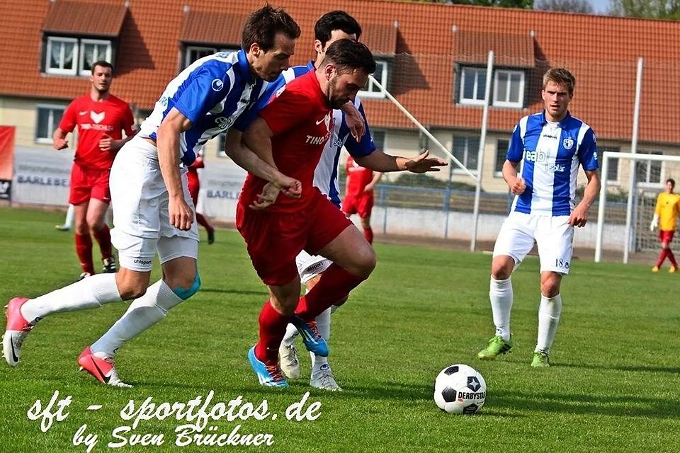 Im Landespokal-Halbfinale der Saison 2013/14 traf der damalige Landesligist FSV Barleben auf den Regionalligisten 1. FC Magdeburg.