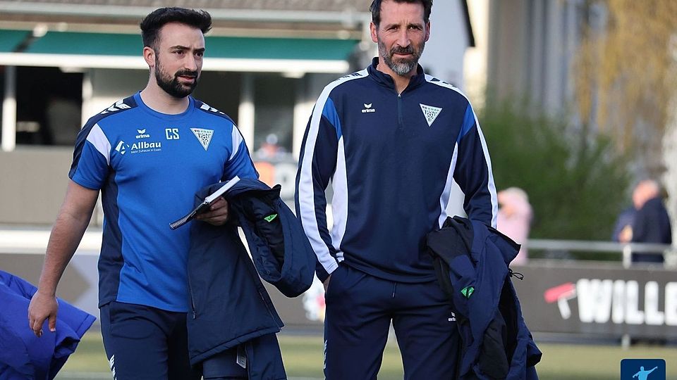 Dimitrios Pappas (r.) spricht nach der RPO-Pleite über sein Team. 