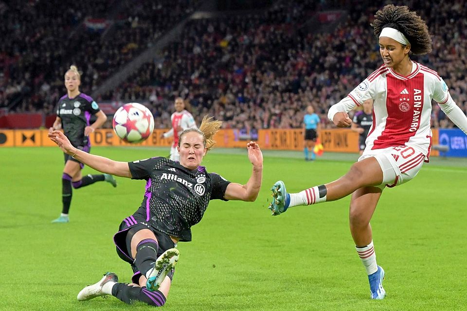 Ihre Qualitäten fehlten den Frauen des FC Bayern München über weite Strecken der Hinrunde. Jetzt soll Sydney Lohmann (links im Champions-League-Spiel gegen Ajax Amsterdam) aber wieder das FCB-Spiel antreiben.
