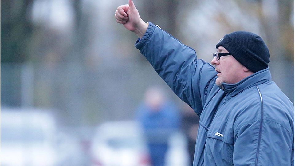 Herrnsheim-Coach Franz Graber hat den Aufstieg noch nicht abgehakt. F: Dinger