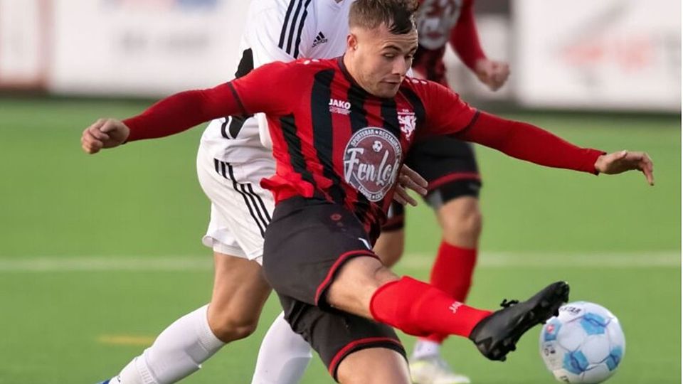 Noch torgefährlicher als bisher wollen...S Bonndorf in der Rückrunde auftreten. | Foto: Wolfgang Scheu Noch torgefährlicher als bisher wollen Lukas Weishaar und der TuS Bonndorf in der Rückrunde auftreten. 