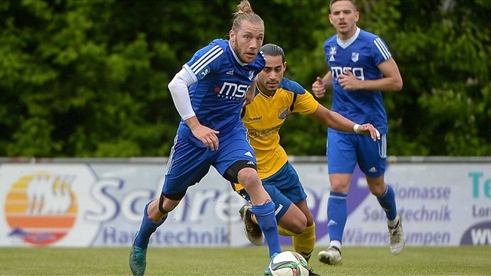 Alexander Buch (Hier im Spiel gegen den FC Pipinsried) wechselt zur kommenden Saison nach Dachau F: Leifer