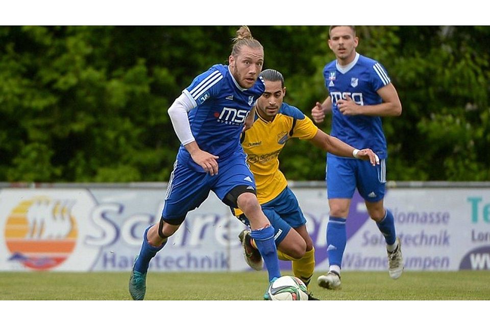 Alexander Buch (Hier im Spiel gegen den FC Pipinsried) wechselt zur kommenden Saison nach Dachau F: Leifer
