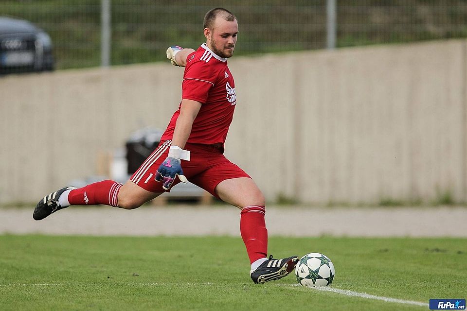 Bekam vom eigenen Trainer Bestnoten: Bernd Brandl zeigte gegen Oberpolling eine starke Leistung. Bekam vom eigenen Trainer Bestnoten: Bernd Brandl zeigte gegen Oberpolling eine starke Leistung.