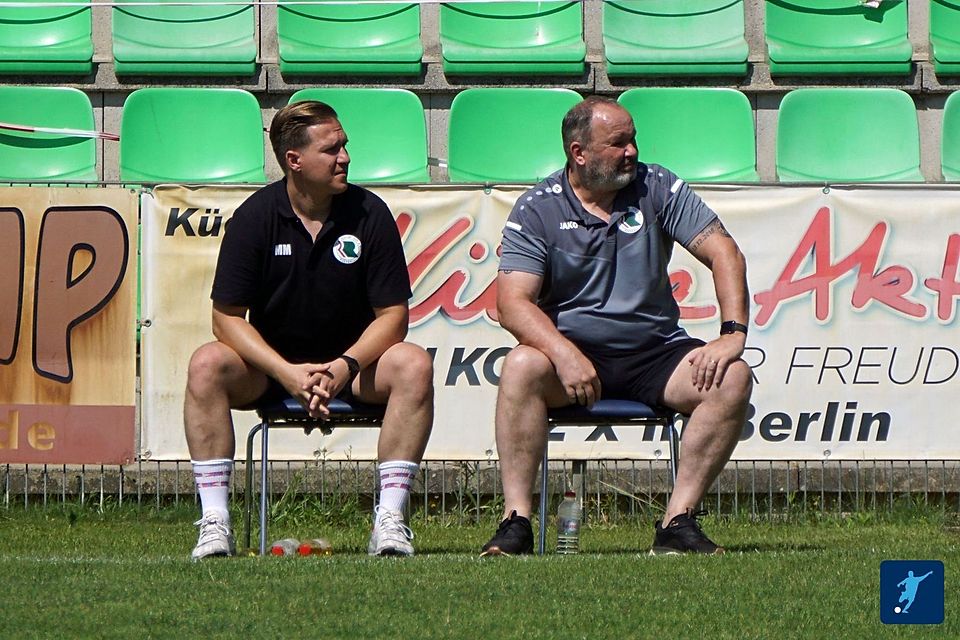 Mario Reichel (re.) wird wieder Trainer bei den Füchsen Berlin. 