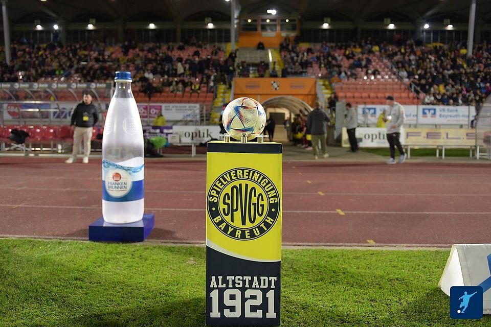 Wie voll wird`s im Hans-Walter-Wild-Stadion? Lautstarke Unterstützung kann die verletzungsgeplagte SpVgg Bayreuth mit Sicherheit gut gebrauchen.