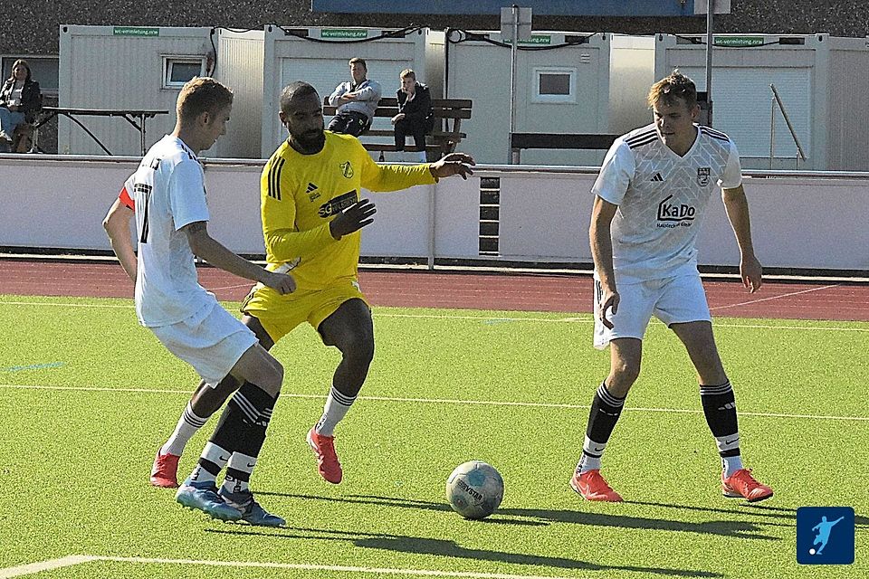 Zons braucht Punkte. Zons braucht Punkte.