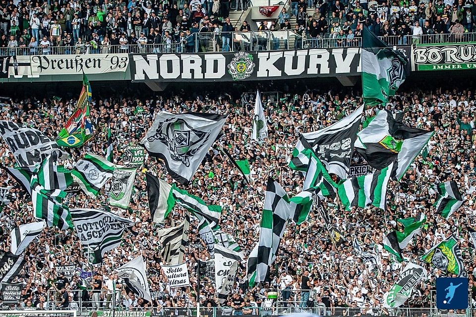 Fans von Gladbach. Fans von Gladbach.