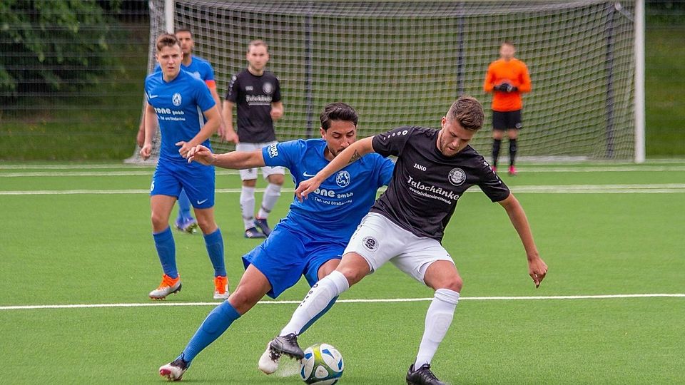 Adler Union Frintrop Bleibt Dem FC Remscheid Auf Den Fersen - FuPa