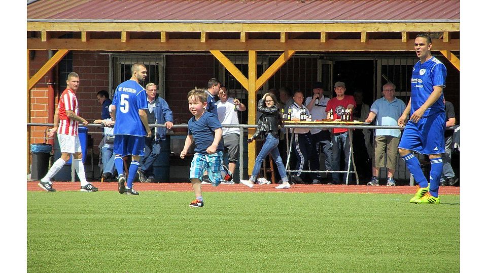 Bei der Dotzheimer Sportwoche greifen auch mal die Kleinen ins Geschehen ein.  Archivfoto: Christian Weiner