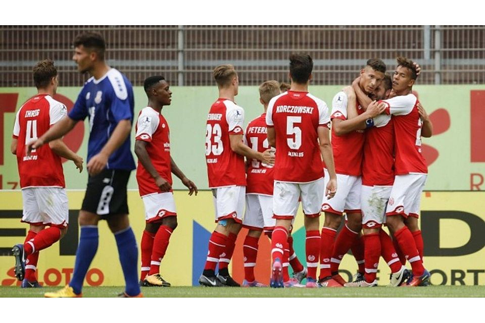 Die zweite Mannschaft des 1. FSV Mainz 05 will weiter jubeln. Archivfoto: Eibner