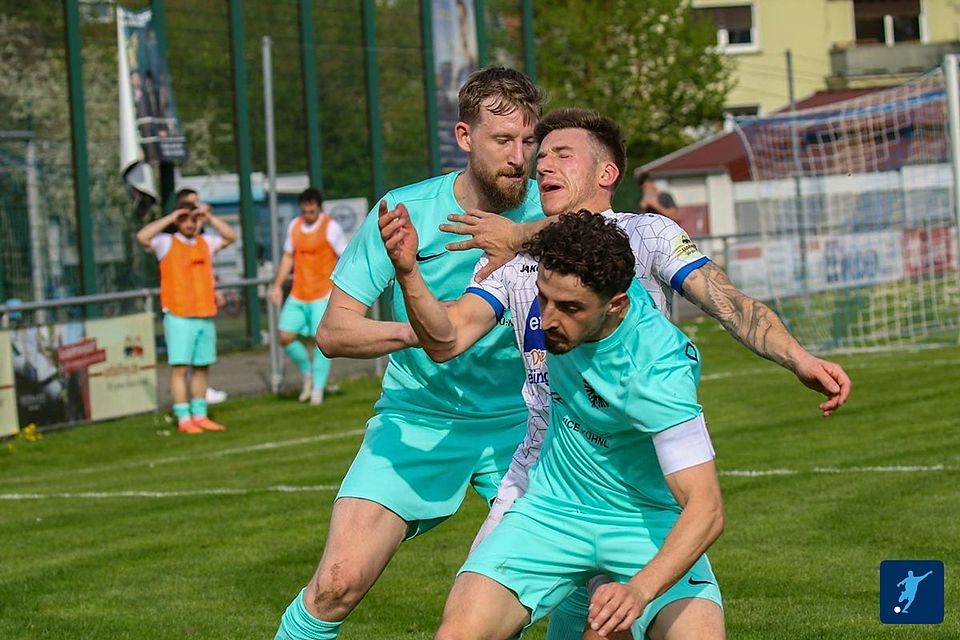 Aufsteiger DJK Hain, um Kapitän Agon Jashari (vorne) will gegen Leider wieder dreifach punkten.