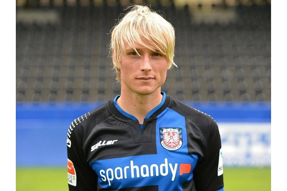 Tim Heubach hat für drei Jahre beim 1. FC Kaiserslautern unterschrieben. Foto: Arne Dedert