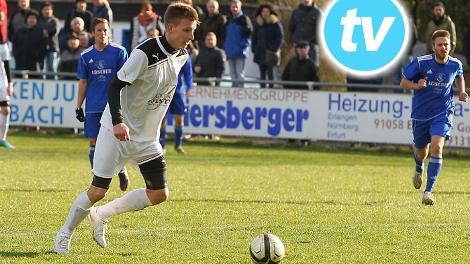 Das bisher letzte Aufeinandertreffen der Heßdorfer (blaue Trikots) und des FC Herzogenaurach fand noch in der Bezirksliga statt, aus der im Sommer 2015 beide abstiegen. Archiv: Zink