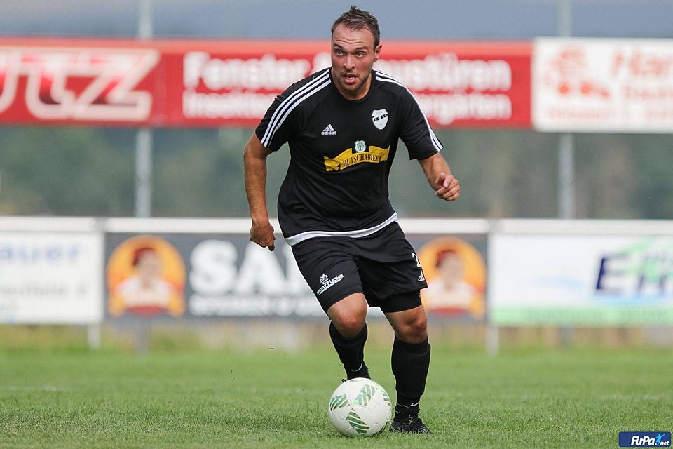 Maximilian Hartl fungiert bei der SpVgg Kirchdorf als Spielertrainer 