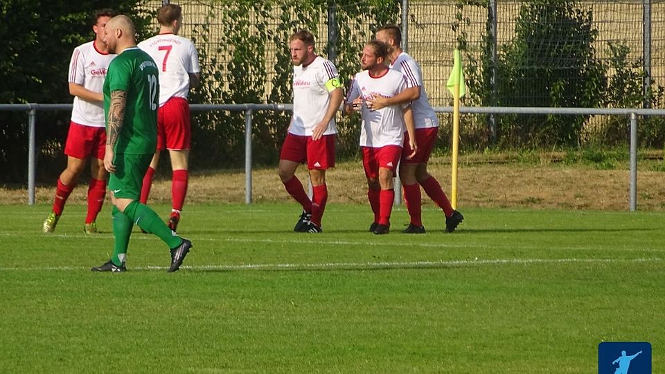Pfungstadt siegt 4:2 im Kellerduell gegen den FSV Schneppenhausen.