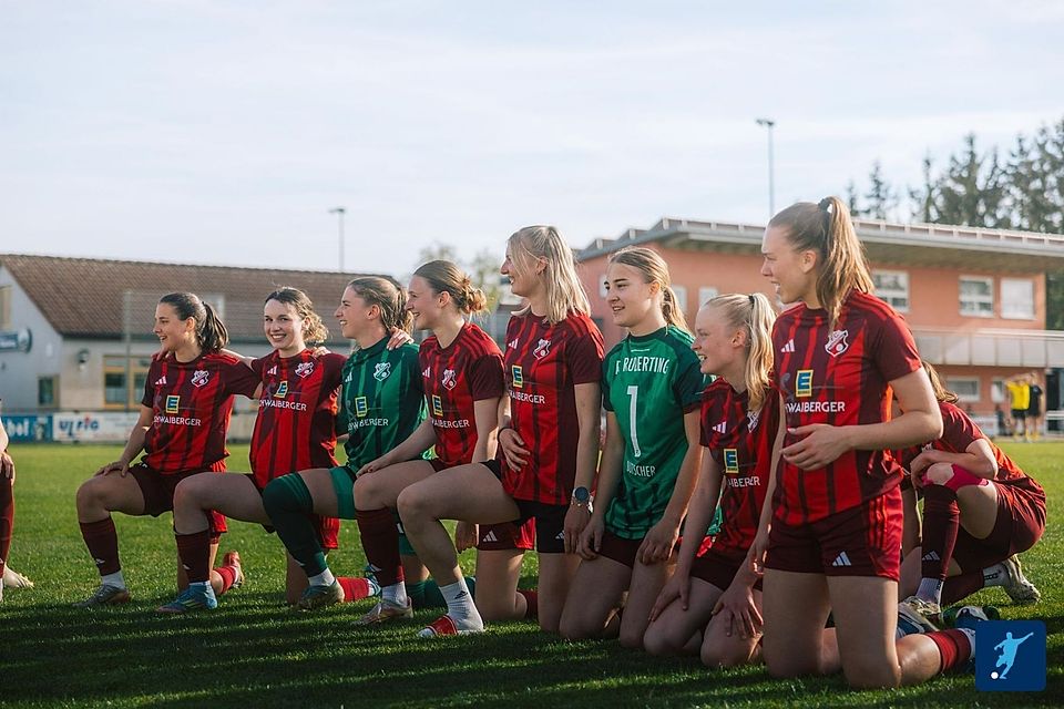 Ruderting ist Meister! Ruderting ist Regionalligist! Ruderting feiert!