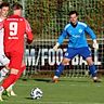 SV Heimstetten (rot) : TSV Grünwald, 09.05.2025, Foto: Michalek SV - Jordi Woudstra TSV - TW Moritz Knauf