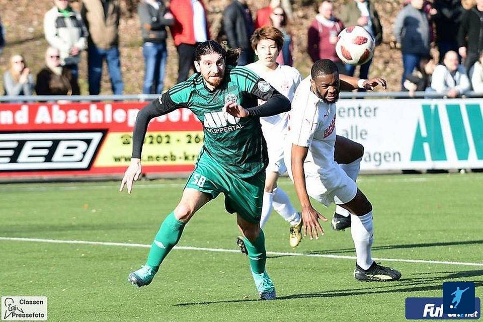 Ercan Aydogmus trifft für den VfB Speldorf im wichtigen Relegationsspiel dreimal. 