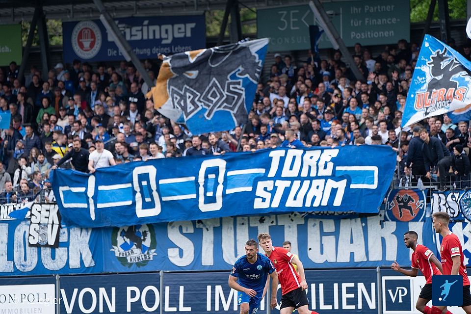 Die Stuttgarter Kickers eröffnen in Offenbach die Regionalliga Saison 2023/24.