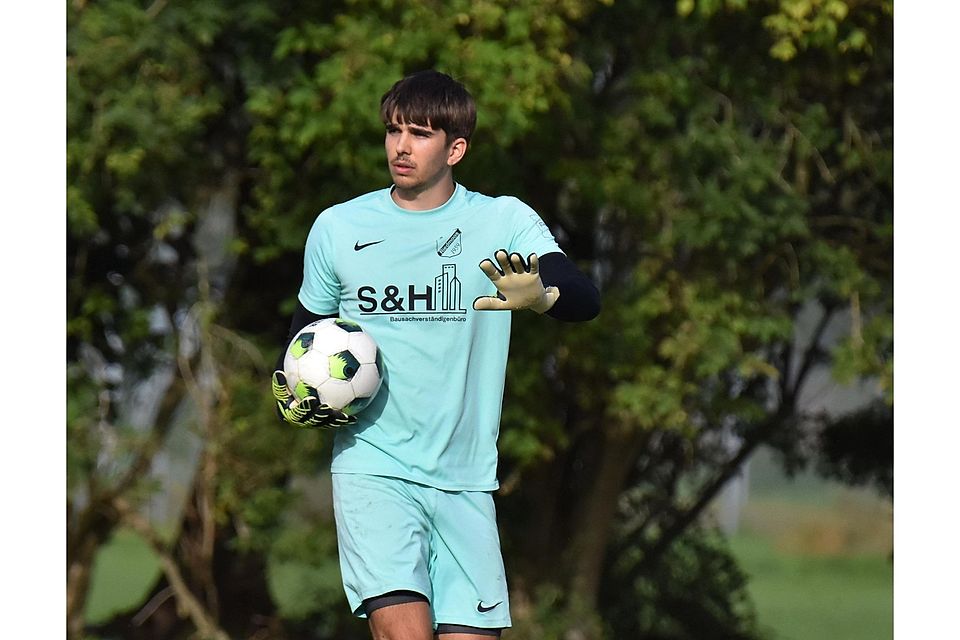 Grundsätzlich zufrieden: Auch wenn SVR-Torhüter Eric Maier den Ball dreimal aus dem Netz holen musste.