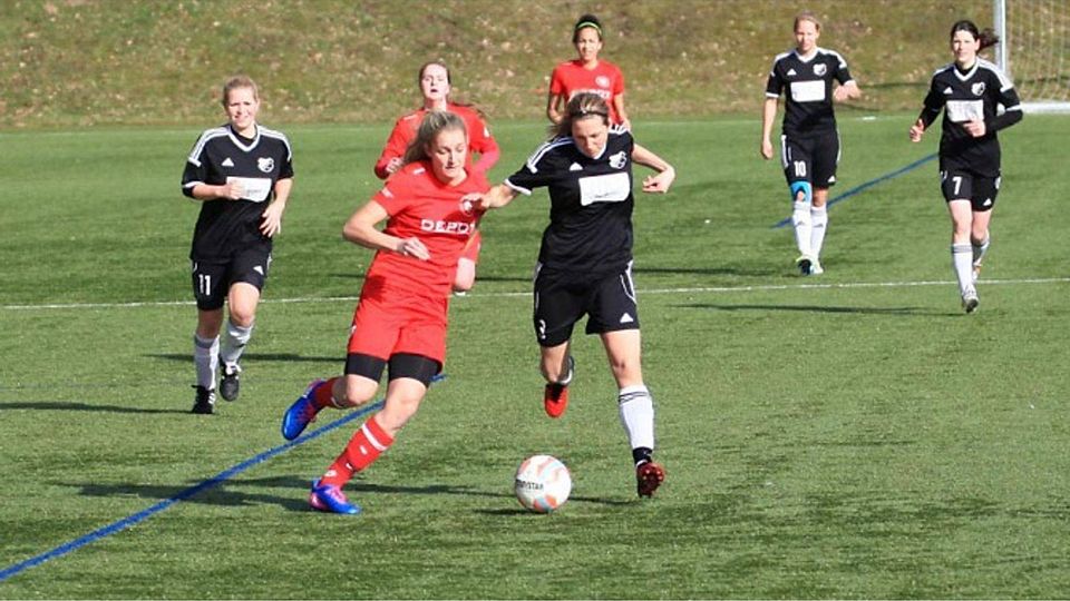 Die Frauen der Sportfreunde II kamen im Heimspiel gegen den SC Berchum nicht über ein Unentschieden hinaus. Foto: tf